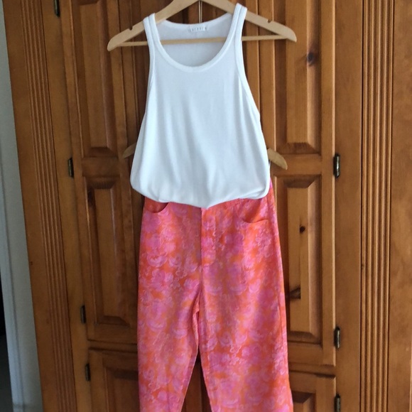 Zara cotton/linen summer lightweight floral pants. 4 pocket zipBright fun floral - Picture 3 of 12